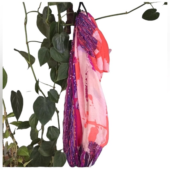 Infinity Loop Scarf - Picture 4 of 9